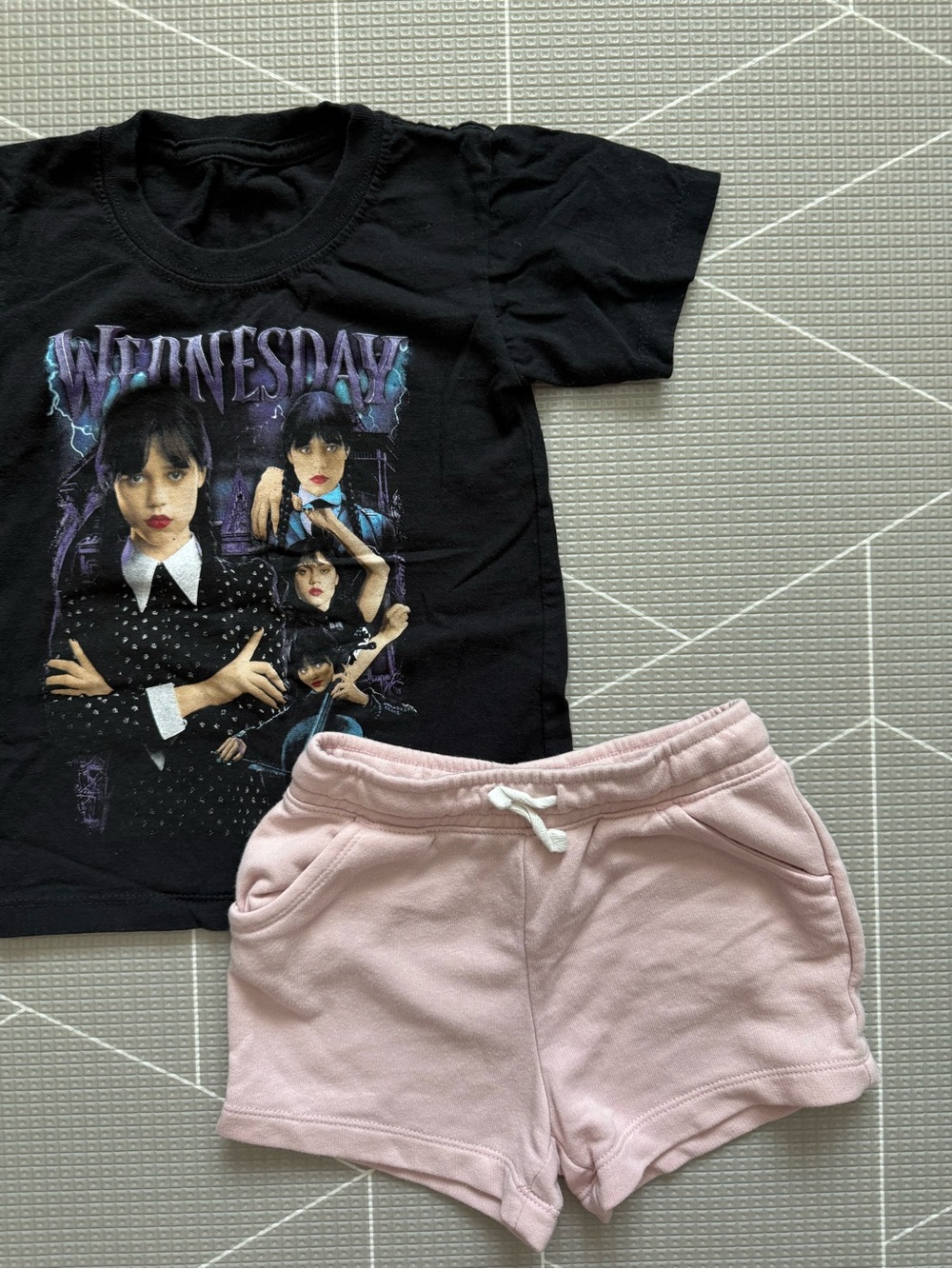 Old Navy|Wednesday Adams Black Graphic Tee + blush Pink Drawstring Shorts•••3T